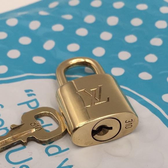 Louis Vuitton Lock and key set 310 - Picture 4 of 4